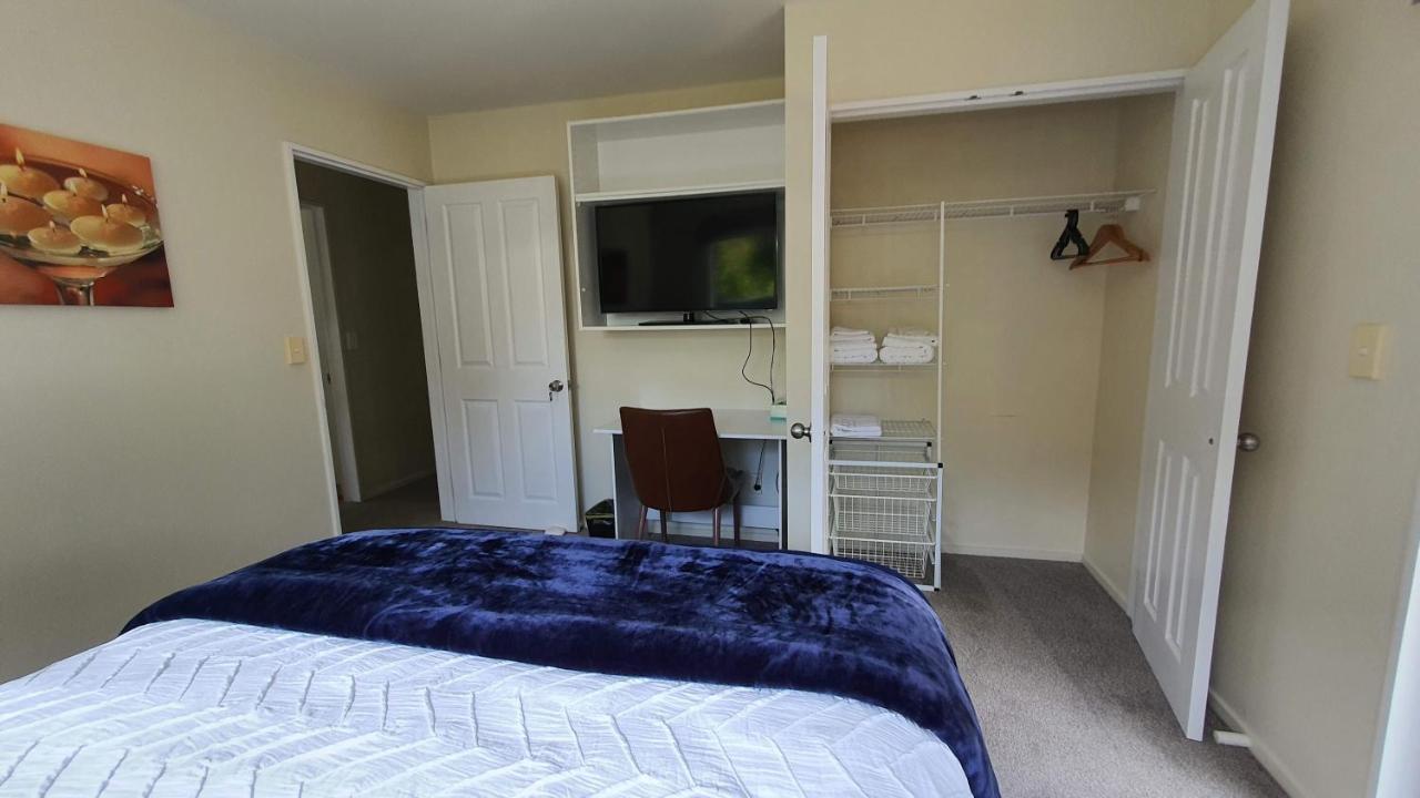 Christchurch Airport House ภายนอก รูปภาพ