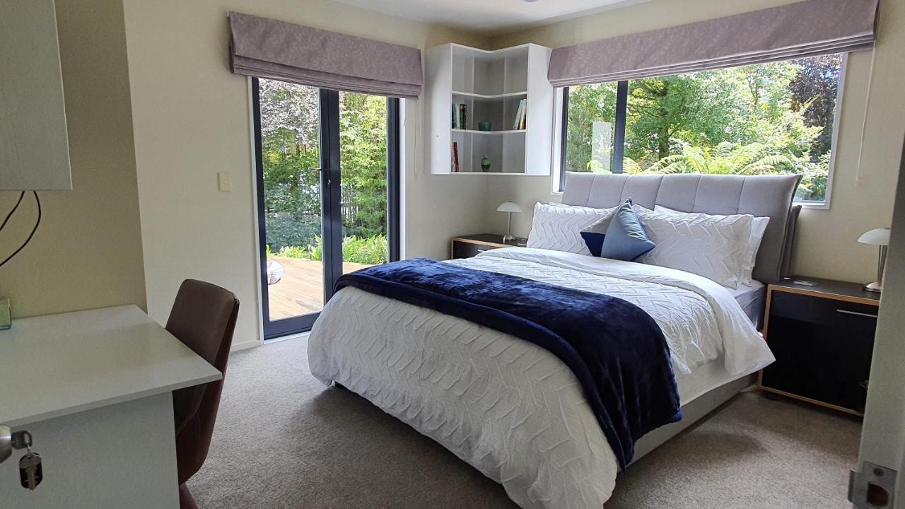 Christchurch Airport House ภายนอก รูปภาพ