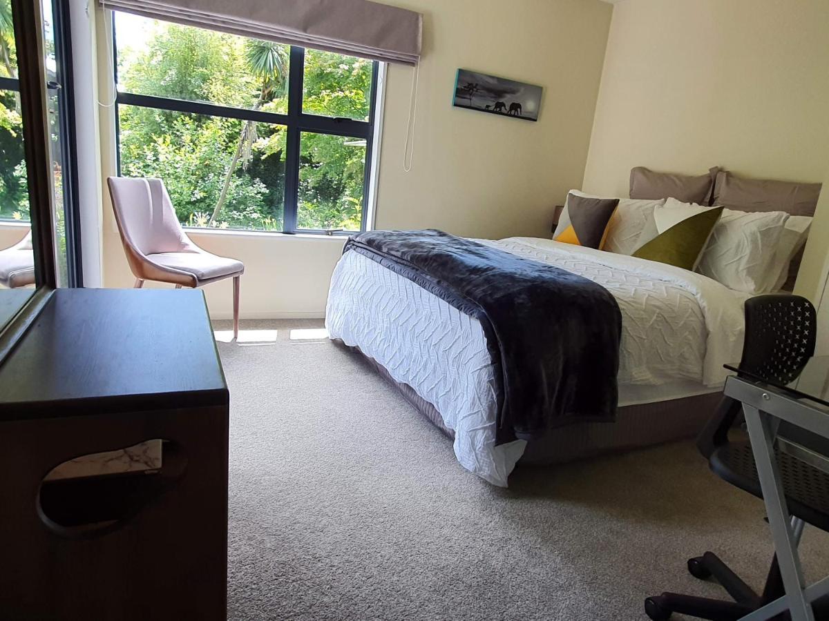Christchurch Airport House ภายนอก รูปภาพ